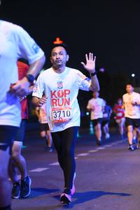 BIB: 3710
                            <button type="button" onclick="openModal(5950760)" class="btn btn-primary btn-sm float-right btn-popup" data-toggle="modal" data-target=".modal-high-quality">
                        <i class="fas fa-shopping-cart"></i> Add to Cart
                    </button>
                                            <button type="button" onclick="isThisMe(5950760, true)" class="btn btn-success btn-sm float-right btn-popup btn-isme hidden" data-toggle="tooltip" data-placement="bottom" title="นี่คือรูปของคุณใช่ไหม คลิกที่นี่เพื่อเอาเข้าอัลบั้ม">
                        <i class="fas fa-plus"></i> Add to album
                    </button>
                    <button type="button" onclick="isThisMe(5950760, false)" class="btn btn-warning btn-sm float-right btn-popup btn-isnotme hidden">
                        <i class="fas fa-ban"></i> Remove from album
                    </button>