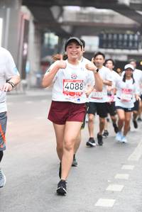 BIB: 4088
                            <button type="button" onclick="openModal(5870129)" class="btn btn-primary btn-sm float-right btn-popup" data-toggle="modal" data-target=".modal-high-quality">
                        <i class="fas fa-shopping-cart"></i> Add to Cart
                    </button>
                                            <button type="button" onclick="isThisMe(5870129, true)" class="btn btn-success btn-sm float-right btn-popup btn-isme hidden" data-toggle="tooltip" data-placement="bottom" title="นี่คือรูปของคุณใช่ไหม คลิกที่นี่เพื่อเอาเข้าอัลบั้ม">
                        <i class="fas fa-plus"></i> Add to album
                    </button>
                    <button type="button" onclick="isThisMe(5870129, false)" class="btn btn-warning btn-sm float-right btn-popup btn-isnotme hidden">
                        <i class="fas fa-ban"></i> Remove from album
                    </button>