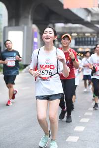 BIB: 2676
                            <button type="button" onclick="openModal(5866356)" class="btn btn-primary btn-sm float-right btn-popup" data-toggle="modal" data-target=".modal-high-quality">
                        <i class="fas fa-shopping-cart"></i> Add to Cart
                    </button>
                                            <button type="button" onclick="isThisMe(5866356, true)" class="btn btn-success btn-sm float-right btn-popup btn-isme hidden" data-toggle="tooltip" data-placement="bottom" title="นี่คือรูปของคุณใช่ไหม คลิกที่นี่เพื่อเอาเข้าอัลบั้ม">
                        <i class="fas fa-plus"></i> Add to album
                    </button>
                    <button type="button" onclick="isThisMe(5866356, false)" class="btn btn-warning btn-sm float-right btn-popup btn-isnotme hidden">
                        <i class="fas fa-ban"></i> Remove from album
                    </button>