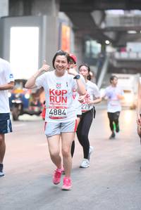 BIB: 201, 279, 4884
                            <button type="button" onclick="openModal(5878941)" class="btn btn-primary btn-sm float-right btn-popup" data-toggle="modal" data-target=".modal-high-quality">
                        <i class="fas fa-shopping-cart"></i> Add to Cart
                    </button>
                                            <button type="button" onclick="isThisMe(5878941, true)" class="btn btn-success btn-sm float-right btn-popup btn-isme hidden" data-toggle="tooltip" data-placement="bottom" title="นี่คือรูปของคุณใช่ไหม คลิกที่นี่เพื่อเอาเข้าอัลบั้ม">
                        <i class="fas fa-plus"></i> Add to album
                    </button>
                    <button type="button" onclick="isThisMe(5878941, false)" class="btn btn-warning btn-sm float-right btn-popup btn-isnotme hidden">
                        <i class="fas fa-ban"></i> Remove from album
                    </button>