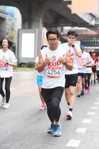 BIB: 4256
                            <button type="button" onclick="openModal(5871970)" class="btn btn-primary btn-sm float-right btn-popup" data-toggle="modal" data-target=".modal-high-quality">
                        <i class="fas fa-shopping-cart"></i> Add to Cart
                    </button>
                                            <button type="button" onclick="isThisMe(5871970, true)" class="btn btn-success btn-sm float-right btn-popup btn-isme hidden" data-toggle="tooltip" data-placement="bottom" title="นี่คือรูปของคุณใช่ไหม คลิกที่นี่เพื่อเอาเข้าอัลบั้ม">
                        <i class="fas fa-plus"></i> Add to album
                    </button>
                    <button type="button" onclick="isThisMe(5871970, false)" class="btn btn-warning btn-sm float-right btn-popup btn-isnotme hidden">
                        <i class="fas fa-ban"></i> Remove from album
                    </button>