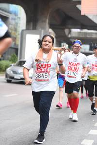 BIB: 4110, 3845
                            <button type="button" onclick="openModal(5868575)" class="btn btn-primary btn-sm float-right btn-popup" data-toggle="modal" data-target=".modal-high-quality">
                        <i class="fas fa-shopping-cart"></i> Add to Cart
                    </button>
                                            <button type="button" onclick="isThisMe(5868575, true)" class="btn btn-success btn-sm float-right btn-popup btn-isme hidden" data-toggle="tooltip" data-placement="bottom" title="นี่คือรูปของคุณใช่ไหม คลิกที่นี่เพื่อเอาเข้าอัลบั้ม">
                        <i class="fas fa-plus"></i> Add to album
                    </button>
                    <button type="button" onclick="isThisMe(5868575, false)" class="btn btn-warning btn-sm float-right btn-popup btn-isnotme hidden">
                        <i class="fas fa-ban"></i> Remove from album
                    </button>