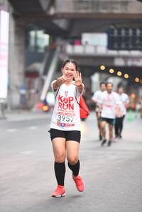 BIB: 201, 3957
                            <button type="button" onclick="openModal(5873384)" class="btn btn-primary btn-sm float-right btn-popup" data-toggle="modal" data-target=".modal-high-quality">
                        <i class="fas fa-shopping-cart"></i> Add to Cart
                    </button>
                                            <button type="button" onclick="isThisMe(5873384, true)" class="btn btn-success btn-sm float-right btn-popup btn-isme hidden" data-toggle="tooltip" data-placement="bottom" title="นี่คือรูปของคุณใช่ไหม คลิกที่นี่เพื่อเอาเข้าอัลบั้ม">
                        <i class="fas fa-plus"></i> Add to album
                    </button>
                    <button type="button" onclick="isThisMe(5873384, false)" class="btn btn-warning btn-sm float-right btn-popup btn-isnotme hidden">
                        <i class="fas fa-ban"></i> Remove from album
                    </button>