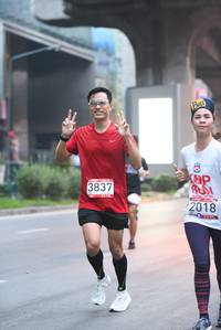 BIB: 3837, 2018
                            <button type="button" onclick="openModal(5878678)" class="btn btn-primary btn-sm float-right btn-popup" data-toggle="modal" data-target=".modal-high-quality">
                        <i class="fas fa-shopping-cart"></i> Add to Cart
                    </button>
                                            <button type="button" onclick="isThisMe(5878678, true)" class="btn btn-success btn-sm float-right btn-popup btn-isme hidden" data-toggle="tooltip" data-placement="bottom" title="นี่คือรูปของคุณใช่ไหม คลิกที่นี่เพื่อเอาเข้าอัลบั้ม">
                        <i class="fas fa-plus"></i> Add to album
                    </button>
                    <button type="button" onclick="isThisMe(5878678, false)" class="btn btn-warning btn-sm float-right btn-popup btn-isnotme hidden">
                        <i class="fas fa-ban"></i> Remove from album
                    </button>