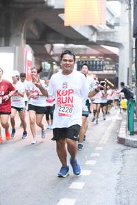 BIB: 2220, 257
                            <button type="button" onclick="openModal(5881825)" class="btn btn-primary btn-sm float-right btn-popup" data-toggle="modal" data-target=".modal-high-quality">
                        <i class="fas fa-shopping-cart"></i> Add to Cart
                    </button>
                                            <button type="button" onclick="isThisMe(5881825, true)" class="btn btn-success btn-sm float-right btn-popup btn-isme hidden" data-toggle="tooltip" data-placement="bottom" title="นี่คือรูปของคุณใช่ไหม คลิกที่นี่เพื่อเอาเข้าอัลบั้ม">
                        <i class="fas fa-plus"></i> Add to album
                    </button>
                    <button type="button" onclick="isThisMe(5881825, false)" class="btn btn-warning btn-sm float-right btn-popup btn-isnotme hidden">
                        <i class="fas fa-ban"></i> Remove from album
                    </button>