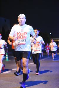 BIB: 2383, 3710, 
                            <button type="button" onclick="openModal(5950930)" class="btn btn-primary btn-sm float-right btn-popup" data-toggle="modal" data-target=".modal-high-quality">
                        <i class="fas fa-shopping-cart"></i> Add to Cart
                    </button>
                                            <button type="button" onclick="isThisMe(5950930, true)" class="btn btn-success btn-sm float-right btn-popup btn-isme hidden" data-toggle="tooltip" data-placement="bottom" title="นี่คือรูปของคุณใช่ไหม คลิกที่นี่เพื่อเอาเข้าอัลบั้ม">
                        <i class="fas fa-plus"></i> Add to album
                    </button>
                    <button type="button" onclick="isThisMe(5950930, false)" class="btn btn-warning btn-sm float-right btn-popup btn-isnotme hidden">
                        <i class="fas fa-ban"></i> Remove from album
                    </button>