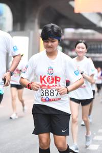 BIB: 3887
                            <button type="button" onclick="openModal(5872674)" class="btn btn-primary btn-sm float-right btn-popup" data-toggle="modal" data-target=".modal-high-quality">
                        <i class="fas fa-shopping-cart"></i> Add to Cart
                    </button>
                                            <button type="button" onclick="isThisMe(5872674, true)" class="btn btn-success btn-sm float-right btn-popup btn-isme hidden" data-toggle="tooltip" data-placement="bottom" title="นี่คือรูปของคุณใช่ไหม คลิกที่นี่เพื่อเอาเข้าอัลบั้ม">
                        <i class="fas fa-plus"></i> Add to album
                    </button>
                    <button type="button" onclick="isThisMe(5872674, false)" class="btn btn-warning btn-sm float-right btn-popup btn-isnotme hidden">
                        <i class="fas fa-ban"></i> Remove from album
                    </button>