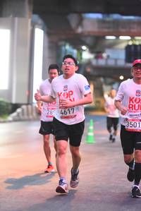 BIB: 4617, 3501
                            <button type="button" onclick="openModal(5907171)" class="btn btn-primary btn-sm float-right btn-popup" data-toggle="modal" data-target=".modal-high-quality">
                        <i class="fas fa-shopping-cart"></i> Add to Cart
                    </button>
                                            <button type="button" onclick="isThisMe(5907171, true)" class="btn btn-success btn-sm float-right btn-popup btn-isme hidden" data-toggle="tooltip" data-placement="bottom" title="นี่คือรูปของคุณใช่ไหม คลิกที่นี่เพื่อเอาเข้าอัลบั้ม">
                        <i class="fas fa-plus"></i> Add to album
                    </button>
                    <button type="button" onclick="isThisMe(5907171, false)" class="btn btn-warning btn-sm float-right btn-popup btn-isnotme hidden">
                        <i class="fas fa-ban"></i> Remove from album
                    </button>