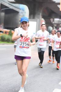 BIB: 3954
                            <button type="button" onclick="openModal(5873077)" class="btn btn-primary btn-sm float-right btn-popup" data-toggle="modal" data-target=".modal-high-quality">
                        <i class="fas fa-shopping-cart"></i> Add to Cart
                    </button>
                                            <button type="button" onclick="isThisMe(5873077, true)" class="btn btn-success btn-sm float-right btn-popup btn-isme hidden" data-toggle="tooltip" data-placement="bottom" title="นี่คือรูปของคุณใช่ไหม คลิกที่นี่เพื่อเอาเข้าอัลบั้ม">
                        <i class="fas fa-plus"></i> Add to album
                    </button>
                    <button type="button" onclick="isThisMe(5873077, false)" class="btn btn-warning btn-sm float-right btn-popup btn-isnotme hidden">
                        <i class="fas fa-ban"></i> Remove from album
                    </button>