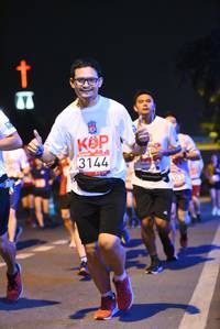 BIB: 3144
                            <button type="button" onclick="openModal(5948598)" class="btn btn-primary btn-sm float-right btn-popup" data-toggle="modal" data-target=".modal-high-quality">
                        <i class="fas fa-shopping-cart"></i> Add to Cart
                    </button>
                                            <button type="button" onclick="isThisMe(5948598, true)" class="btn btn-success btn-sm float-right btn-popup btn-isme hidden" data-toggle="tooltip" data-placement="bottom" title="นี่คือรูปของคุณใช่ไหม คลิกที่นี่เพื่อเอาเข้าอัลบั้ม">
                        <i class="fas fa-plus"></i> Add to album
                    </button>
                    <button type="button" onclick="isThisMe(5948598, false)" class="btn btn-warning btn-sm float-right btn-popup btn-isnotme hidden">
                        <i class="fas fa-ban"></i> Remove from album
                    </button>