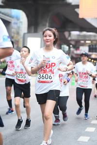 BIB: 3960, 3606, 5255
                            <button type="button" onclick="openModal(5865813)" class="btn btn-primary btn-sm float-right btn-popup" data-toggle="modal" data-target=".modal-high-quality">
                        <i class="fas fa-shopping-cart"></i> Add to Cart
                    </button>
                                            <button type="button" onclick="isThisMe(5865813, true)" class="btn btn-success btn-sm float-right btn-popup btn-isme hidden" data-toggle="tooltip" data-placement="bottom" title="นี่คือรูปของคุณใช่ไหม คลิกที่นี่เพื่อเอาเข้าอัลบั้ม">
                        <i class="fas fa-plus"></i> Add to album
                    </button>
                    <button type="button" onclick="isThisMe(5865813, false)" class="btn btn-warning btn-sm float-right btn-popup btn-isnotme hidden">
                        <i class="fas fa-ban"></i> Remove from album
                    </button>