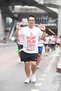 BIB: 201, 5722
                            <button type="button" onclick="openModal(5862255)" class="btn btn-primary btn-sm float-right btn-popup" data-toggle="modal" data-target=".modal-high-quality">
                        <i class="fas fa-shopping-cart"></i> Add to Cart
                    </button>
                                            <button type="button" onclick="isThisMe(5862255, true)" class="btn btn-success btn-sm float-right btn-popup btn-isme hidden" data-toggle="tooltip" data-placement="bottom" title="นี่คือรูปของคุณใช่ไหม คลิกที่นี่เพื่อเอาเข้าอัลบั้ม">
                        <i class="fas fa-plus"></i> Add to album
                    </button>
                    <button type="button" onclick="isThisMe(5862255, false)" class="btn btn-warning btn-sm float-right btn-popup btn-isnotme hidden">
                        <i class="fas fa-ban"></i> Remove from album
                    </button>