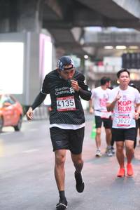 BIB: 4135, 3027
                            <button type="button" onclick="openModal(5878977)" class="btn btn-primary btn-sm float-right btn-popup" data-toggle="modal" data-target=".modal-high-quality">
                        <i class="fas fa-shopping-cart"></i> Add to Cart
                    </button>
                                            <button type="button" onclick="isThisMe(5878977, true)" class="btn btn-success btn-sm float-right btn-popup btn-isme hidden" data-toggle="tooltip" data-placement="bottom" title="นี่คือรูปของคุณใช่ไหม คลิกที่นี่เพื่อเอาเข้าอัลบั้ม">
                        <i class="fas fa-plus"></i> Add to album
                    </button>
                    <button type="button" onclick="isThisMe(5878977, false)" class="btn btn-warning btn-sm float-right btn-popup btn-isnotme hidden">
                        <i class="fas fa-ban"></i> Remove from album
                    </button>