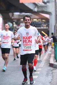 BIB: 1914, 2010, 1588
                            <button type="button" onclick="openModal(5881819)" class="btn btn-primary btn-sm float-right btn-popup" data-toggle="modal" data-target=".modal-high-quality">
                        <i class="fas fa-shopping-cart"></i> Add to Cart
                    </button>
                                            <button type="button" onclick="isThisMe(5881819, true)" class="btn btn-success btn-sm float-right btn-popup btn-isme hidden" data-toggle="tooltip" data-placement="bottom" title="นี่คือรูปของคุณใช่ไหม คลิกที่นี่เพื่อเอาเข้าอัลบั้ม">
                        <i class="fas fa-plus"></i> Add to album
                    </button>
                    <button type="button" onclick="isThisMe(5881819, false)" class="btn btn-warning btn-sm float-right btn-popup btn-isnotme hidden">
                        <i class="fas fa-ban"></i> Remove from album
                    </button>