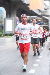 BIB: 4254, 1978
                            <button type="button" onclick="openModal(5874958)" class="btn btn-primary btn-sm float-right btn-popup" data-toggle="modal" data-target=".modal-high-quality">
                        <i class="fas fa-shopping-cart"></i> Add to Cart
                    </button>
                                            <button type="button" onclick="isThisMe(5874958, true)" class="btn btn-success btn-sm float-right btn-popup btn-isme hidden" data-toggle="tooltip" data-placement="bottom" title="นี่คือรูปของคุณใช่ไหม คลิกที่นี่เพื่อเอาเข้าอัลบั้ม">
                        <i class="fas fa-plus"></i> Add to album
                    </button>
                    <button type="button" onclick="isThisMe(5874958, false)" class="btn btn-warning btn-sm float-right btn-popup btn-isnotme hidden">
                        <i class="fas fa-ban"></i> Remove from album
                    </button>