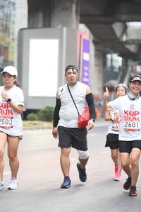 BIB: 503, 465, 2601
                            <button type="button" onclick="openModal(5871636)" class="btn btn-primary btn-sm float-right btn-popup" data-toggle="modal" data-target=".modal-high-quality">
                        <i class="fas fa-shopping-cart"></i> Add to Cart
                    </button>
                                            <button type="button" onclick="isThisMe(5871636, true)" class="btn btn-success btn-sm float-right btn-popup btn-isme hidden" data-toggle="tooltip" data-placement="bottom" title="นี่คือรูปของคุณใช่ไหม คลิกที่นี่เพื่อเอาเข้าอัลบั้ม">
                        <i class="fas fa-plus"></i> Add to album
                    </button>
                    <button type="button" onclick="isThisMe(5871636, false)" class="btn btn-warning btn-sm float-right btn-popup btn-isnotme hidden">
                        <i class="fas fa-ban"></i> Remove from album
                    </button>