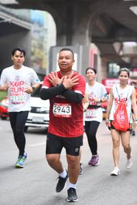 BIB: 2132, 2943, 2133
                            <button type="button" onclick="openModal(5871360)" class="btn btn-primary btn-sm float-right btn-popup" data-toggle="modal" data-target=".modal-high-quality">
                        <i class="fas fa-shopping-cart"></i> Add to Cart
                    </button>
                                            <button type="button" onclick="isThisMe(5871360, true)" class="btn btn-success btn-sm float-right btn-popup btn-isme hidden" data-toggle="tooltip" data-placement="bottom" title="นี่คือรูปของคุณใช่ไหม คลิกที่นี่เพื่อเอาเข้าอัลบั้ม">
                        <i class="fas fa-plus"></i> Add to album
                    </button>
                    <button type="button" onclick="isThisMe(5871360, false)" class="btn btn-warning btn-sm float-right btn-popup btn-isnotme hidden">
                        <i class="fas fa-ban"></i> Remove from album
                    </button>