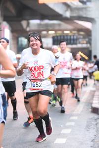 BIB: 1552, 2019
                            <button type="button" onclick="openModal(5877638)" class="btn btn-primary btn-sm float-right btn-popup" data-toggle="modal" data-target=".modal-high-quality">
                        <i class="fas fa-shopping-cart"></i> Add to Cart
                    </button>
                                            <button type="button" onclick="isThisMe(5877638, true)" class="btn btn-success btn-sm float-right btn-popup btn-isme hidden" data-toggle="tooltip" data-placement="bottom" title="นี่คือรูปของคุณใช่ไหม คลิกที่นี่เพื่อเอาเข้าอัลบั้ม">
                        <i class="fas fa-plus"></i> Add to album
                    </button>
                    <button type="button" onclick="isThisMe(5877638, false)" class="btn btn-warning btn-sm float-right btn-popup btn-isnotme hidden">
                        <i class="fas fa-ban"></i> Remove from album
                    </button>