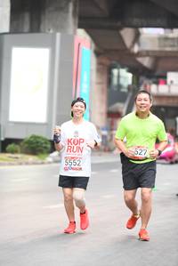 BIB: 527, 5552
                            <button type="button" onclick="openModal(5862767)" class="btn btn-primary btn-sm float-right btn-popup" data-toggle="modal" data-target=".modal-high-quality">
                        <i class="fas fa-shopping-cart"></i> Add to Cart
                    </button>
                                            <button type="button" onclick="isThisMe(5862767, true)" class="btn btn-success btn-sm float-right btn-popup btn-isme hidden" data-toggle="tooltip" data-placement="bottom" title="นี่คือรูปของคุณใช่ไหม คลิกที่นี่เพื่อเอาเข้าอัลบั้ม">
                        <i class="fas fa-plus"></i> Add to album
                    </button>
                    <button type="button" onclick="isThisMe(5862767, false)" class="btn btn-warning btn-sm float-right btn-popup btn-isnotme hidden">
                        <i class="fas fa-ban"></i> Remove from album
                    </button>