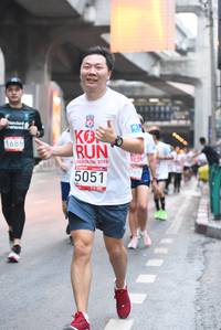 BIB: 1686, 2019, 5051
                            <button type="button" onclick="openModal(5877690)" class="btn btn-primary btn-sm float-right btn-popup" data-toggle="modal" data-target=".modal-high-quality">
                        <i class="fas fa-shopping-cart"></i> Add to Cart
                    </button>
                                            <button type="button" onclick="isThisMe(5877690, true)" class="btn btn-success btn-sm float-right btn-popup btn-isme hidden" data-toggle="tooltip" data-placement="bottom" title="นี่คือรูปของคุณใช่ไหม คลิกที่นี่เพื่อเอาเข้าอัลบั้ม">
                        <i class="fas fa-plus"></i> Add to album
                    </button>
                    <button type="button" onclick="isThisMe(5877690, false)" class="btn btn-warning btn-sm float-right btn-popup btn-isnotme hidden">
                        <i class="fas fa-ban"></i> Remove from album
                    </button>