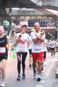 BIB: 3592, 359, 301
                            <button type="button" onclick="openModal(5876309)" class="btn btn-primary btn-sm float-right btn-popup" data-toggle="modal" data-target=".modal-high-quality">
                        <i class="fas fa-shopping-cart"></i> Add to Cart
                    </button>
                                            <button type="button" onclick="isThisMe(5876309, true)" class="btn btn-success btn-sm float-right btn-popup btn-isme hidden" data-toggle="tooltip" data-placement="bottom" title="นี่คือรูปของคุณใช่ไหม คลิกที่นี่เพื่อเอาเข้าอัลบั้ม">
                        <i class="fas fa-plus"></i> Add to album
                    </button>
                    <button type="button" onclick="isThisMe(5876309, false)" class="btn btn-warning btn-sm float-right btn-popup btn-isnotme hidden">
                        <i class="fas fa-ban"></i> Remove from album
                    </button>