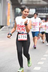 BIB: 4194
                            <button type="button" onclick="openModal(5863477)" class="btn btn-primary btn-sm float-right btn-popup" data-toggle="modal" data-target=".modal-high-quality">
                        <i class="fas fa-shopping-cart"></i> Add to Cart
                    </button>
                                            <button type="button" onclick="isThisMe(5863477, true)" class="btn btn-success btn-sm float-right btn-popup btn-isme hidden" data-toggle="tooltip" data-placement="bottom" title="นี่คือรูปของคุณใช่ไหม คลิกที่นี่เพื่อเอาเข้าอัลบั้ม">
                        <i class="fas fa-plus"></i> Add to album
                    </button>
                    <button type="button" onclick="isThisMe(5863477, false)" class="btn btn-warning btn-sm float-right btn-popup btn-isnotme hidden">
                        <i class="fas fa-ban"></i> Remove from album
                    </button>