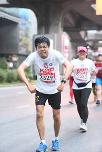 BIB: 3329, 5538
                            <button type="button" onclick="openModal(5880038)" class="btn btn-primary btn-sm float-right btn-popup" data-toggle="modal" data-target=".modal-high-quality">
                        <i class="fas fa-shopping-cart"></i> Add to Cart
                    </button>
                                            <button type="button" onclick="isThisMe(5880038, true)" class="btn btn-success btn-sm float-right btn-popup btn-isme hidden" data-toggle="tooltip" data-placement="bottom" title="นี่คือรูปของคุณใช่ไหม คลิกที่นี่เพื่อเอาเข้าอัลบั้ม">
                        <i class="fas fa-plus"></i> Add to album
                    </button>
                    <button type="button" onclick="isThisMe(5880038, false)" class="btn btn-warning btn-sm float-right btn-popup btn-isnotme hidden">
                        <i class="fas fa-ban"></i> Remove from album
                    </button>