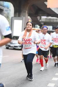 BIB: 4110, 3845
                            <button type="button" onclick="openModal(5868116)" class="btn btn-primary btn-sm float-right btn-popup" data-toggle="modal" data-target=".modal-high-quality">
                        <i class="fas fa-shopping-cart"></i> Add to Cart
                    </button>
                                            <button type="button" onclick="isThisMe(5868116, true)" class="btn btn-success btn-sm float-right btn-popup btn-isme hidden" data-toggle="tooltip" data-placement="bottom" title="นี่คือรูปของคุณใช่ไหม คลิกที่นี่เพื่อเอาเข้าอัลบั้ม">
                        <i class="fas fa-plus"></i> Add to album
                    </button>
                    <button type="button" onclick="isThisMe(5868116, false)" class="btn btn-warning btn-sm float-right btn-popup btn-isnotme hidden">
                        <i class="fas fa-ban"></i> Remove from album
                    </button>