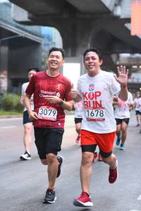 BIB: 1678, 3079
                            <button type="button" onclick="openModal(5878937)" class="btn btn-primary btn-sm float-right btn-popup" data-toggle="modal" data-target=".modal-high-quality">
                        <i class="fas fa-shopping-cart"></i> Add to Cart
                    </button>
                                            <button type="button" onclick="isThisMe(5878937, true)" class="btn btn-success btn-sm float-right btn-popup btn-isme hidden" data-toggle="tooltip" data-placement="bottom" title="นี่คือรูปของคุณใช่ไหม คลิกที่นี่เพื่อเอาเข้าอัลบั้ม">
                        <i class="fas fa-plus"></i> Add to album
                    </button>
                    <button type="button" onclick="isThisMe(5878937, false)" class="btn btn-warning btn-sm float-right btn-popup btn-isnotme hidden">
                        <i class="fas fa-ban"></i> Remove from album
                    </button>