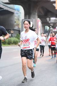 BIB: 1832
                            <button type="button" onclick="openModal(5870282)" class="btn btn-primary btn-sm float-right btn-popup" data-toggle="modal" data-target=".modal-high-quality">
                        <i class="fas fa-shopping-cart"></i> Add to Cart
                    </button>
                                            <button type="button" onclick="isThisMe(5870282, true)" class="btn btn-success btn-sm float-right btn-popup btn-isme hidden" data-toggle="tooltip" data-placement="bottom" title="นี่คือรูปของคุณใช่ไหม คลิกที่นี่เพื่อเอาเข้าอัลบั้ม">
                        <i class="fas fa-plus"></i> Add to album
                    </button>
                    <button type="button" onclick="isThisMe(5870282, false)" class="btn btn-warning btn-sm float-right btn-popup btn-isnotme hidden">
                        <i class="fas fa-ban"></i> Remove from album
                    </button>