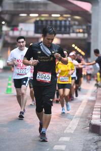 BIB: 1222, 2065, 3499
                            <button type="button" onclick="openModal(5880178)" class="btn btn-primary btn-sm float-right btn-popup" data-toggle="modal" data-target=".modal-high-quality">
                        <i class="fas fa-shopping-cart"></i> Add to Cart
                    </button>
                                            <button type="button" onclick="isThisMe(5880178, true)" class="btn btn-success btn-sm float-right btn-popup btn-isme hidden" data-toggle="tooltip" data-placement="bottom" title="นี่คือรูปของคุณใช่ไหม คลิกที่นี่เพื่อเอาเข้าอัลบั้ม">
                        <i class="fas fa-plus"></i> Add to album
                    </button>
                    <button type="button" onclick="isThisMe(5880178, false)" class="btn btn-warning btn-sm float-right btn-popup btn-isnotme hidden">
                        <i class="fas fa-ban"></i> Remove from album
                    </button>