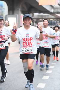 BIB: 4245, 433, 3421
                            <button type="button" onclick="openModal(5873705)" class="btn btn-primary btn-sm float-right btn-popup" data-toggle="modal" data-target=".modal-high-quality">
                        <i class="fas fa-shopping-cart"></i> Add to Cart
                    </button>
                                            <button type="button" onclick="isThisMe(5873705, true)" class="btn btn-success btn-sm float-right btn-popup btn-isme hidden" data-toggle="tooltip" data-placement="bottom" title="นี่คือรูปของคุณใช่ไหม คลิกที่นี่เพื่อเอาเข้าอัลบั้ม">
                        <i class="fas fa-plus"></i> Add to album
                    </button>
                    <button type="button" onclick="isThisMe(5873705, false)" class="btn btn-warning btn-sm float-right btn-popup btn-isnotme hidden">
                        <i class="fas fa-ban"></i> Remove from album
                    </button>