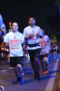 BIB: 2545, 202, 5403
                            <button type="button" onclick="openModal(5950078)" class="btn btn-primary btn-sm float-right btn-popup" data-toggle="modal" data-target=".modal-high-quality">
                        <i class="fas fa-shopping-cart"></i> Add to Cart
                    </button>
                                            <button type="button" onclick="isThisMe(5950078, true)" class="btn btn-success btn-sm float-right btn-popup btn-isme hidden" data-toggle="tooltip" data-placement="bottom" title="นี่คือรูปของคุณใช่ไหม คลิกที่นี่เพื่อเอาเข้าอัลบั้ม">
                        <i class="fas fa-plus"></i> Add to album
                    </button>
                    <button type="button" onclick="isThisMe(5950078, false)" class="btn btn-warning btn-sm float-right btn-popup btn-isnotme hidden">
                        <i class="fas fa-ban"></i> Remove from album
                    </button>