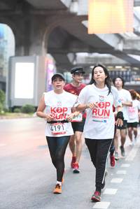 BIB: 201, 4191
                            <button type="button" onclick="openModal(5880620)" class="btn btn-primary btn-sm float-right btn-popup" data-toggle="modal" data-target=".modal-high-quality">
                        <i class="fas fa-shopping-cart"></i> Add to Cart
                    </button>
                                            <button type="button" onclick="isThisMe(5880620, true)" class="btn btn-success btn-sm float-right btn-popup btn-isme hidden" data-toggle="tooltip" data-placement="bottom" title="นี่คือรูปของคุณใช่ไหม คลิกที่นี่เพื่อเอาเข้าอัลบั้ม">
                        <i class="fas fa-plus"></i> Add to album
                    </button>
                    <button type="button" onclick="isThisMe(5880620, false)" class="btn btn-warning btn-sm float-right btn-popup btn-isnotme hidden">
                        <i class="fas fa-ban"></i> Remove from album
                    </button>