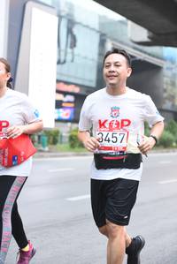 BIB: 3457
                            <button type="button" onclick="openModal(5873466)" class="btn btn-primary btn-sm float-right btn-popup" data-toggle="modal" data-target=".modal-high-quality">
                        <i class="fas fa-shopping-cart"></i> Add to Cart
                    </button>
                                            <button type="button" onclick="isThisMe(5873466, true)" class="btn btn-success btn-sm float-right btn-popup btn-isme hidden" data-toggle="tooltip" data-placement="bottom" title="นี่คือรูปของคุณใช่ไหม คลิกที่นี่เพื่อเอาเข้าอัลบั้ม">
                        <i class="fas fa-plus"></i> Add to album
                    </button>
                    <button type="button" onclick="isThisMe(5873466, false)" class="btn btn-warning btn-sm float-right btn-popup btn-isnotme hidden">
                        <i class="fas fa-ban"></i> Remove from album
                    </button>