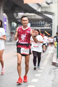 BIB: 2514, 1600
                            <button type="button" onclick="openModal(5862108)" class="btn btn-primary btn-sm float-right btn-popup" data-toggle="modal" data-target=".modal-high-quality">
                        <i class="fas fa-shopping-cart"></i> Add to Cart
                    </button>
                                            <button type="button" onclick="isThisMe(5862108, true)" class="btn btn-success btn-sm float-right btn-popup btn-isme hidden" data-toggle="tooltip" data-placement="bottom" title="นี่คือรูปของคุณใช่ไหม คลิกที่นี่เพื่อเอาเข้าอัลบั้ม">
                        <i class="fas fa-plus"></i> Add to album
                    </button>
                    <button type="button" onclick="isThisMe(5862108, false)" class="btn btn-warning btn-sm float-right btn-popup btn-isnotme hidden">
                        <i class="fas fa-ban"></i> Remove from album
                    </button>