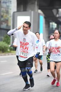 BIB: 1933
                            <button type="button" onclick="openModal(5871395)" class="btn btn-primary btn-sm float-right btn-popup" data-toggle="modal" data-target=".modal-high-quality">
                        <i class="fas fa-shopping-cart"></i> Add to Cart
                    </button>
                                            <button type="button" onclick="isThisMe(5871395, true)" class="btn btn-success btn-sm float-right btn-popup btn-isme hidden" data-toggle="tooltip" data-placement="bottom" title="นี่คือรูปของคุณใช่ไหม คลิกที่นี่เพื่อเอาเข้าอัลบั้ม">
                        <i class="fas fa-plus"></i> Add to album
                    </button>
                    <button type="button" onclick="isThisMe(5871395, false)" class="btn btn-warning btn-sm float-right btn-popup btn-isnotme hidden">
                        <i class="fas fa-ban"></i> Remove from album
                    </button>