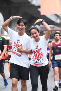 BIB: 1027, 370
                            <button type="button" onclick="openModal(5873032)" class="btn btn-primary btn-sm float-right btn-popup" data-toggle="modal" data-target=".modal-high-quality">
                        <i class="fas fa-shopping-cart"></i> Add to Cart
                    </button>
                                            <button type="button" onclick="isThisMe(5873032, true)" class="btn btn-success btn-sm float-right btn-popup btn-isme hidden" data-toggle="tooltip" data-placement="bottom" title="นี่คือรูปของคุณใช่ไหม คลิกที่นี่เพื่อเอาเข้าอัลบั้ม">
                        <i class="fas fa-plus"></i> Add to album
                    </button>
                    <button type="button" onclick="isThisMe(5873032, false)" class="btn btn-warning btn-sm float-right btn-popup btn-isnotme hidden">
                        <i class="fas fa-ban"></i> Remove from album
                    </button>