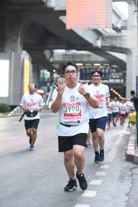 BIB: 3990, 201
                            <button type="button" onclick="openModal(5879053)" class="btn btn-primary btn-sm float-right btn-popup" data-toggle="modal" data-target=".modal-high-quality">
                        <i class="fas fa-shopping-cart"></i> Add to Cart
                    </button>
                                            <button type="button" onclick="isThisMe(5879053, true)" class="btn btn-success btn-sm float-right btn-popup btn-isme hidden" data-toggle="tooltip" data-placement="bottom" title="นี่คือรูปของคุณใช่ไหม คลิกที่นี่เพื่อเอาเข้าอัลบั้ม">
                        <i class="fas fa-plus"></i> Add to album
                    </button>
                    <button type="button" onclick="isThisMe(5879053, false)" class="btn btn-warning btn-sm float-right btn-popup btn-isnotme hidden">
                        <i class="fas fa-ban"></i> Remove from album
                    </button>