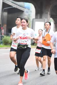 BIB: 1524, 479, 4844
                            <button type="button" onclick="openModal(5866451)" class="btn btn-primary btn-sm float-right btn-popup" data-toggle="modal" data-target=".modal-high-quality">
                        <i class="fas fa-shopping-cart"></i> Add to Cart
                    </button>
                                            <button type="button" onclick="isThisMe(5866451, true)" class="btn btn-success btn-sm float-right btn-popup btn-isme hidden" data-toggle="tooltip" data-placement="bottom" title="นี่คือรูปของคุณใช่ไหม คลิกที่นี่เพื่อเอาเข้าอัลบั้ม">
                        <i class="fas fa-plus"></i> Add to album
                    </button>
                    <button type="button" onclick="isThisMe(5866451, false)" class="btn btn-warning btn-sm float-right btn-popup btn-isnotme hidden">
                        <i class="fas fa-ban"></i> Remove from album
                    </button>