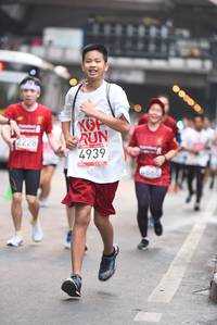 BIB: 4939, 2228, 865
                            <button type="button" onclick="openModal(5869599)" class="btn btn-primary btn-sm float-right btn-popup" data-toggle="modal" data-target=".modal-high-quality">
                        <i class="fas fa-shopping-cart"></i> Add to Cart
                    </button>
                                            <button type="button" onclick="isThisMe(5869599, true)" class="btn btn-success btn-sm float-right btn-popup btn-isme hidden" data-toggle="tooltip" data-placement="bottom" title="นี่คือรูปของคุณใช่ไหม คลิกที่นี่เพื่อเอาเข้าอัลบั้ม">
                        <i class="fas fa-plus"></i> Add to album
                    </button>
                    <button type="button" onclick="isThisMe(5869599, false)" class="btn btn-warning btn-sm float-right btn-popup btn-isnotme hidden">
                        <i class="fas fa-ban"></i> Remove from album
                    </button>