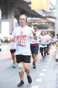 BIB: 3814, 4446
                            <button type="button" onclick="openModal(5875543)" class="btn btn-primary btn-sm float-right btn-popup" data-toggle="modal" data-target=".modal-high-quality">
                        <i class="fas fa-shopping-cart"></i> Add to Cart
                    </button>
                                            <button type="button" onclick="isThisMe(5875543, true)" class="btn btn-success btn-sm float-right btn-popup btn-isme hidden" data-toggle="tooltip" data-placement="bottom" title="นี่คือรูปของคุณใช่ไหม คลิกที่นี่เพื่อเอาเข้าอัลบั้ม">
                        <i class="fas fa-plus"></i> Add to album
                    </button>
                    <button type="button" onclick="isThisMe(5875543, false)" class="btn btn-warning btn-sm float-right btn-popup btn-isnotme hidden">
                        <i class="fas fa-ban"></i> Remove from album
                    </button>