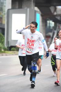 BIB: 1402, 1933, 570
                            <button type="button" onclick="openModal(5869093)" class="btn btn-primary btn-sm float-right btn-popup" data-toggle="modal" data-target=".modal-high-quality">
                        <i class="fas fa-shopping-cart"></i> Add to Cart
                    </button>
                                            <button type="button" onclick="isThisMe(5869093, true)" class="btn btn-success btn-sm float-right btn-popup btn-isme hidden" data-toggle="tooltip" data-placement="bottom" title="นี่คือรูปของคุณใช่ไหม คลิกที่นี่เพื่อเอาเข้าอัลบั้ม">
                        <i class="fas fa-plus"></i> Add to album
                    </button>
                    <button type="button" onclick="isThisMe(5869093, false)" class="btn btn-warning btn-sm float-right btn-popup btn-isnotme hidden">
                        <i class="fas fa-ban"></i> Remove from album
                    </button>