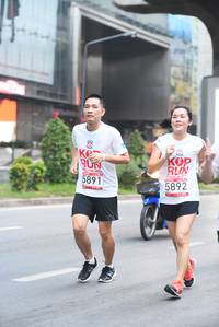 BIB: 5891, 5892
                            <button type="button" onclick="openModal(5873975)" class="btn btn-primary btn-sm float-right btn-popup" data-toggle="modal" data-target=".modal-high-quality">
                        <i class="fas fa-shopping-cart"></i> Add to Cart
                    </button>
                                            <button type="button" onclick="isThisMe(5873975, true)" class="btn btn-success btn-sm float-right btn-popup btn-isme hidden" data-toggle="tooltip" data-placement="bottom" title="นี่คือรูปของคุณใช่ไหม คลิกที่นี่เพื่อเอาเข้าอัลบั้ม">
                        <i class="fas fa-plus"></i> Add to album
                    </button>
                    <button type="button" onclick="isThisMe(5873975, false)" class="btn btn-warning btn-sm float-right btn-popup btn-isnotme hidden">
                        <i class="fas fa-ban"></i> Remove from album
                    </button>