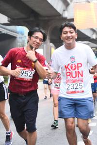 BIB: 341, 2325, 952
                            <button type="button" onclick="openModal(5870150)" class="btn btn-primary btn-sm float-right btn-popup" data-toggle="modal" data-target=".modal-high-quality">
                        <i class="fas fa-shopping-cart"></i> Add to Cart
                    </button>
                                            <button type="button" onclick="isThisMe(5870150, true)" class="btn btn-success btn-sm float-right btn-popup btn-isme hidden" data-toggle="tooltip" data-placement="bottom" title="นี่คือรูปของคุณใช่ไหม คลิกที่นี่เพื่อเอาเข้าอัลบั้ม">
                        <i class="fas fa-plus"></i> Add to album
                    </button>
                    <button type="button" onclick="isThisMe(5870150, false)" class="btn btn-warning btn-sm float-right btn-popup btn-isnotme hidden">
                        <i class="fas fa-ban"></i> Remove from album
                    </button>