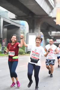 BIB: 4890, 4708, 2764
                            <button type="button" onclick="openModal(5868419)" class="btn btn-primary btn-sm float-right btn-popup" data-toggle="modal" data-target=".modal-high-quality">
                        <i class="fas fa-shopping-cart"></i> Add to Cart
                    </button>
                                            <button type="button" onclick="isThisMe(5868419, true)" class="btn btn-success btn-sm float-right btn-popup btn-isme hidden" data-toggle="tooltip" data-placement="bottom" title="นี่คือรูปของคุณใช่ไหม คลิกที่นี่เพื่อเอาเข้าอัลบั้ม">
                        <i class="fas fa-plus"></i> Add to album
                    </button>
                    <button type="button" onclick="isThisMe(5868419, false)" class="btn btn-warning btn-sm float-right btn-popup btn-isnotme hidden">
                        <i class="fas fa-ban"></i> Remove from album
                    </button>