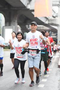 BIB: 2010, 1620, 1619
                            <button type="button" onclick="openModal(5871398)" class="btn btn-primary btn-sm float-right btn-popup" data-toggle="modal" data-target=".modal-high-quality">
                        <i class="fas fa-shopping-cart"></i> Add to Cart
                    </button>
                                            <button type="button" onclick="isThisMe(5871398, true)" class="btn btn-success btn-sm float-right btn-popup btn-isme hidden" data-toggle="tooltip" data-placement="bottom" title="นี่คือรูปของคุณใช่ไหม คลิกที่นี่เพื่อเอาเข้าอัลบั้ม">
                        <i class="fas fa-plus"></i> Add to album
                    </button>
                    <button type="button" onclick="isThisMe(5871398, false)" class="btn btn-warning btn-sm float-right btn-popup btn-isnotme hidden">
                        <i class="fas fa-ban"></i> Remove from album
                    </button>