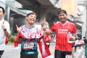 BIB: 3204
                            <button type="button" onclick="openModal(5874709)" class="btn btn-primary btn-sm float-right btn-popup" data-toggle="modal" data-target=".modal-high-quality">
                        <i class="fas fa-shopping-cart"></i> Add to Cart
                    </button>
                                            <button type="button" onclick="isThisMe(5874709, true)" class="btn btn-success btn-sm float-right btn-popup btn-isme hidden" data-toggle="tooltip" data-placement="bottom" title="นี่คือรูปของคุณใช่ไหม คลิกที่นี่เพื่อเอาเข้าอัลบั้ม">
                        <i class="fas fa-plus"></i> Add to album
                    </button>
                    <button type="button" onclick="isThisMe(5874709, false)" class="btn btn-warning btn-sm float-right btn-popup btn-isnotme hidden">
                        <i class="fas fa-ban"></i> Remove from album
                    </button>