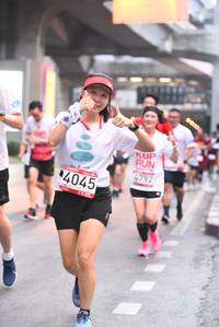 BIB: 4792, 4045
                            <button type="button" onclick="openModal(5880697)" class="btn btn-primary btn-sm float-right btn-popup" data-toggle="modal" data-target=".modal-high-quality">
                        <i class="fas fa-shopping-cart"></i> Add to Cart
                    </button>
                                            <button type="button" onclick="isThisMe(5880697, true)" class="btn btn-success btn-sm float-right btn-popup btn-isme hidden" data-toggle="tooltip" data-placement="bottom" title="นี่คือรูปของคุณใช่ไหม คลิกที่นี่เพื่อเอาเข้าอัลบั้ม">
                        <i class="fas fa-plus"></i> Add to album
                    </button>
                    <button type="button" onclick="isThisMe(5880697, false)" class="btn btn-warning btn-sm float-right btn-popup btn-isnotme hidden">
                        <i class="fas fa-ban"></i> Remove from album
                    </button>