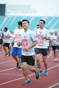 BIB: 
                            <button type="button" onclick="openModal(5916922)" class="btn btn-primary btn-sm float-right btn-popup" data-toggle="modal" data-target=".modal-high-quality">
                        <i class="fas fa-shopping-cart"></i> Add to Cart
                    </button>
                                            <button type="button" onclick="isThisMe(5916922, true)" class="btn btn-success btn-sm float-right btn-popup btn-isme hidden" data-toggle="tooltip" data-placement="bottom" title="นี่คือรูปของคุณใช่ไหม คลิกที่นี่เพื่อเอาเข้าอัลบั้ม">
                        <i class="fas fa-plus"></i> Add to album
                    </button>
                    <button type="button" onclick="isThisMe(5916922, false)" class="btn btn-warning btn-sm float-right btn-popup btn-isnotme hidden">
                        <i class="fas fa-ban"></i> Remove from album
                    </button>